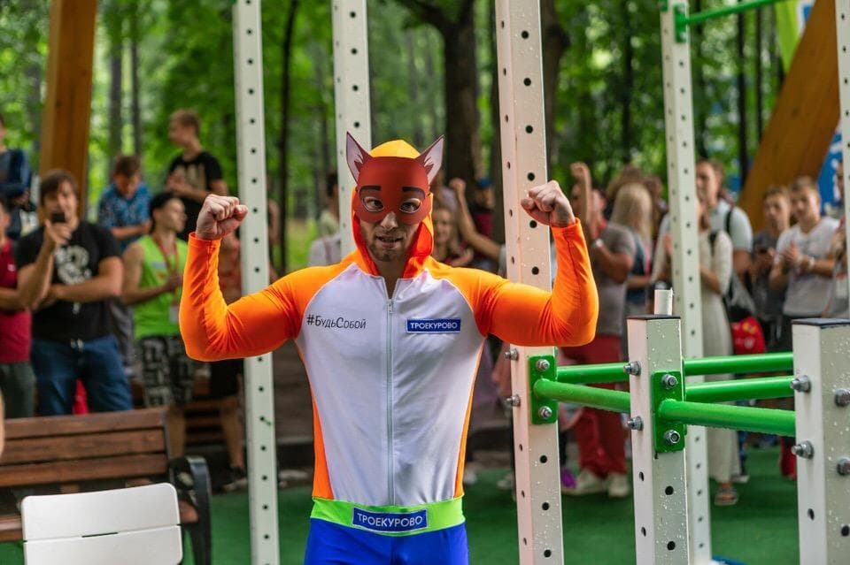 Воркаут-атлет побил рекорд Гиннесса на фестивале KFC BATTLE FEST в Москве