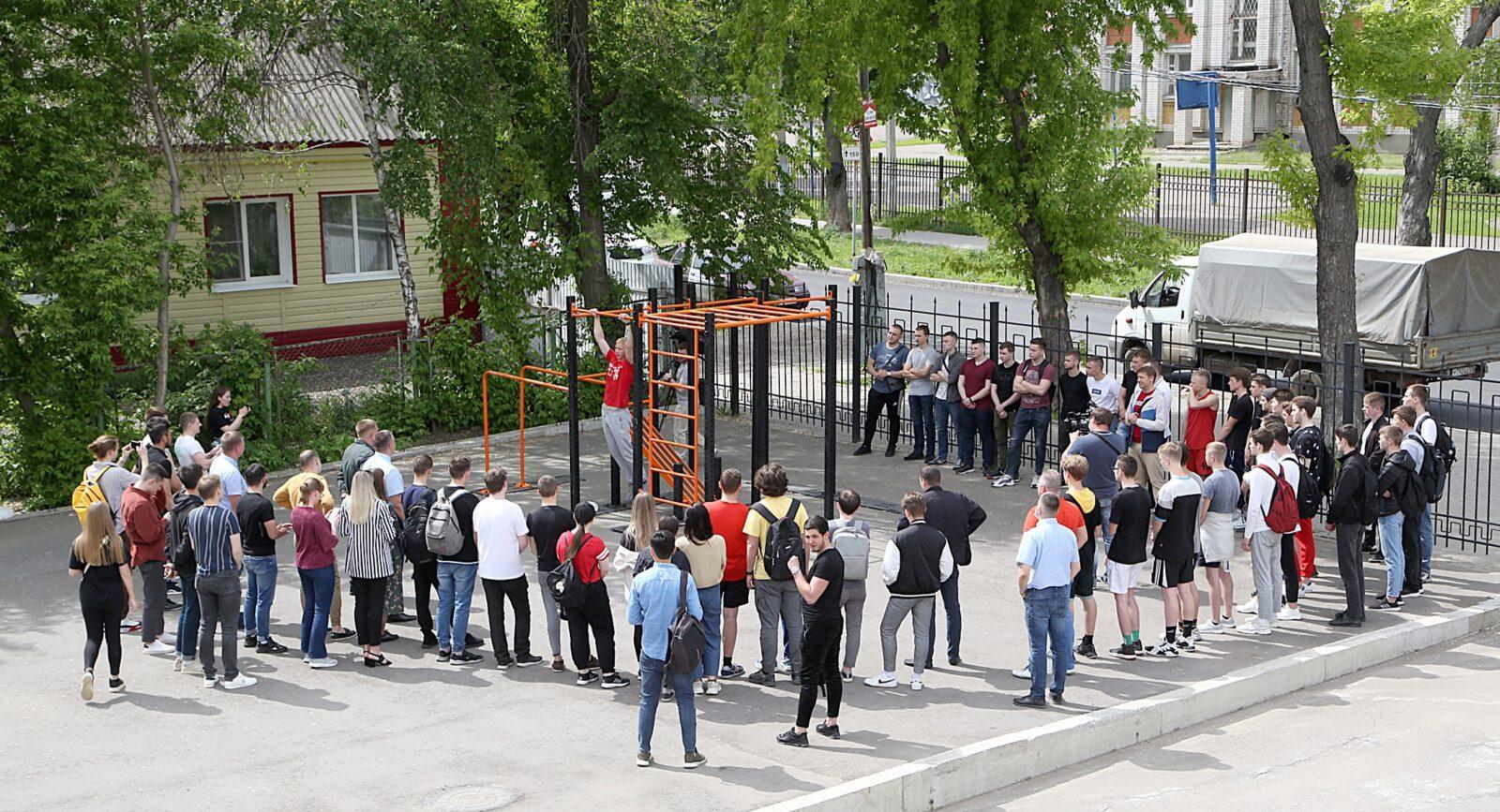 Молодежка ОНФ, финалисты конкурса «Лидеры России» и ФВСАР подарили студентам ВГТУ профессиональную площадку воздушно-силовой атлетики