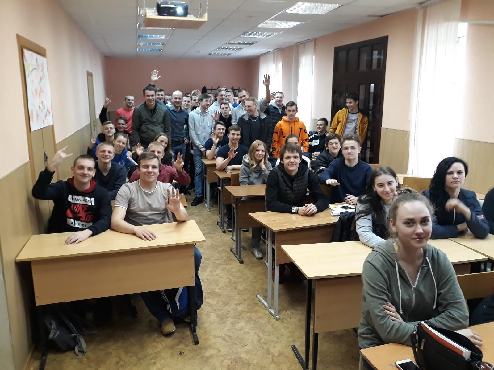 Глава Федерации воздушно-силовой атлетики Рязанской области встретился со студентами-физкультурниками